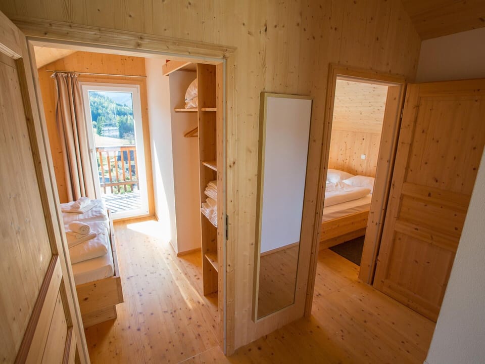 Chalet | 2 bedrooms, individually furnished, bed sheets