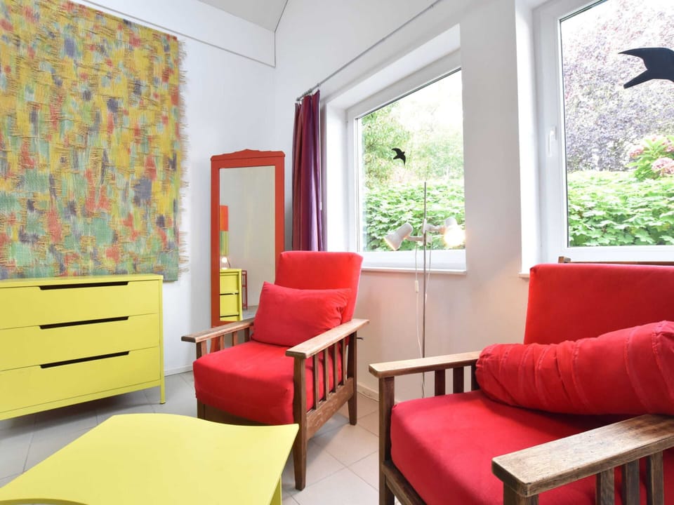 House | 2 bedrooms, individually furnished, bed sheets