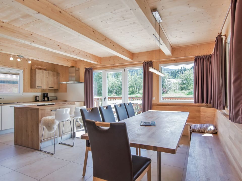 Chalet | Private kitchen | Highchair