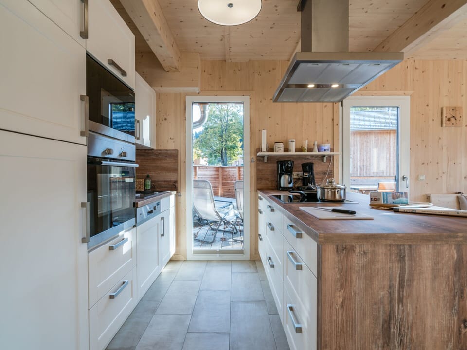 Chalet | Private kitchen | Highchair