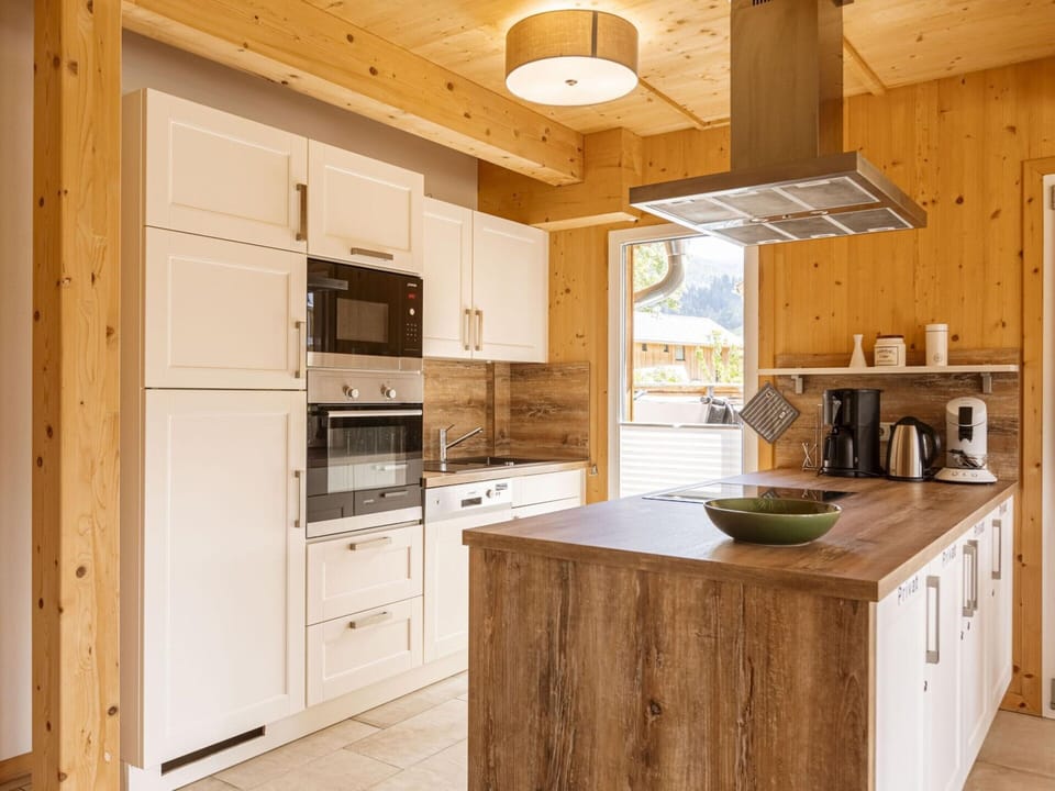 Chalet | Private kitchen | Highchair