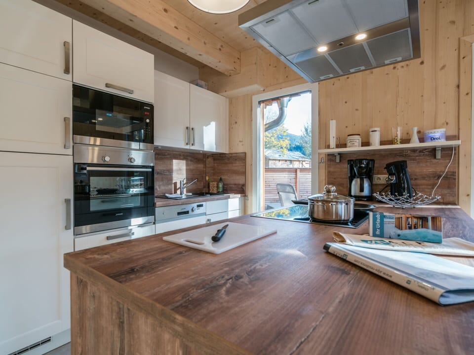 Chalet | Private kitchen | Highchair