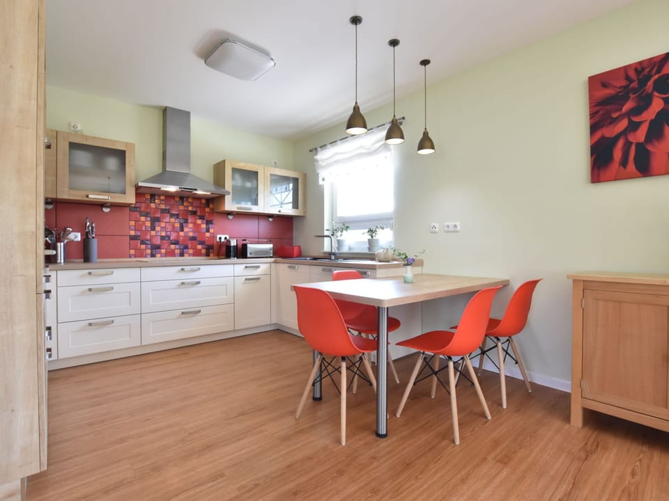 House | Private kitchen | Highchair