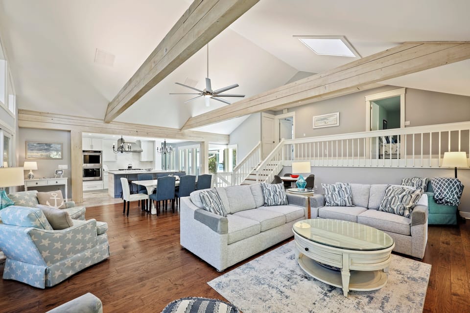 62 Mooring Buoy | Great Room