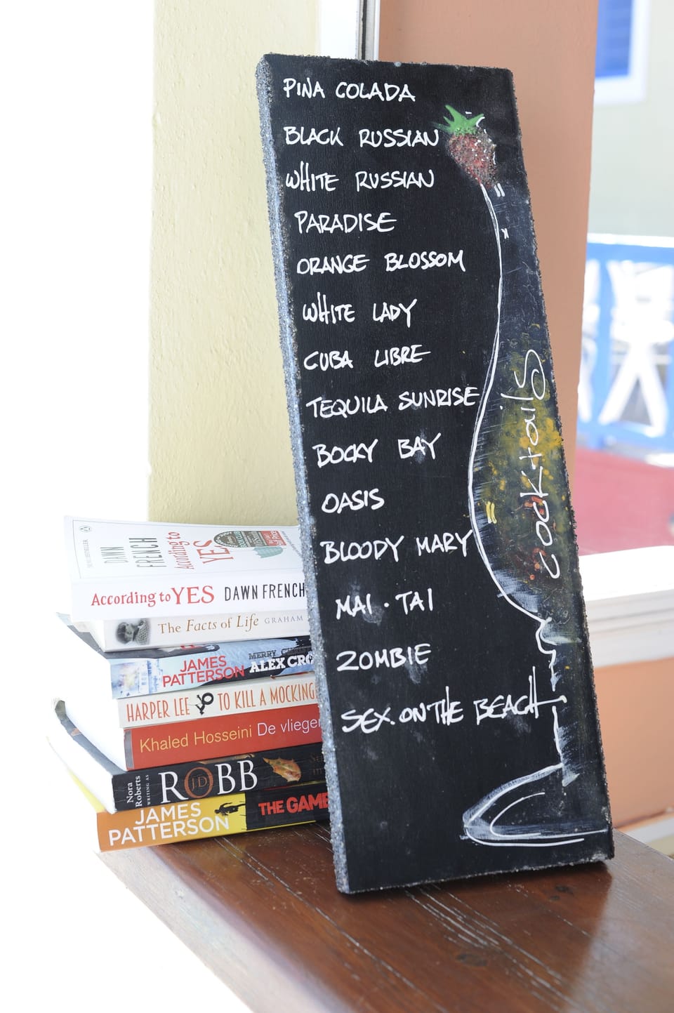 Poolside bar