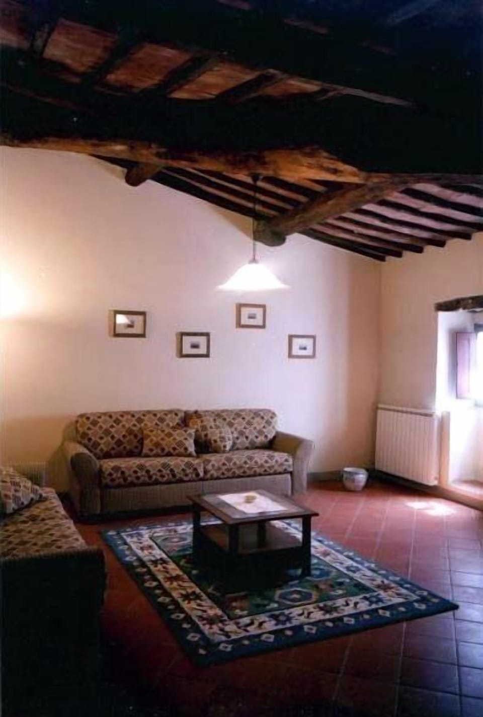 21-inch TV with satellite channels, fireplace