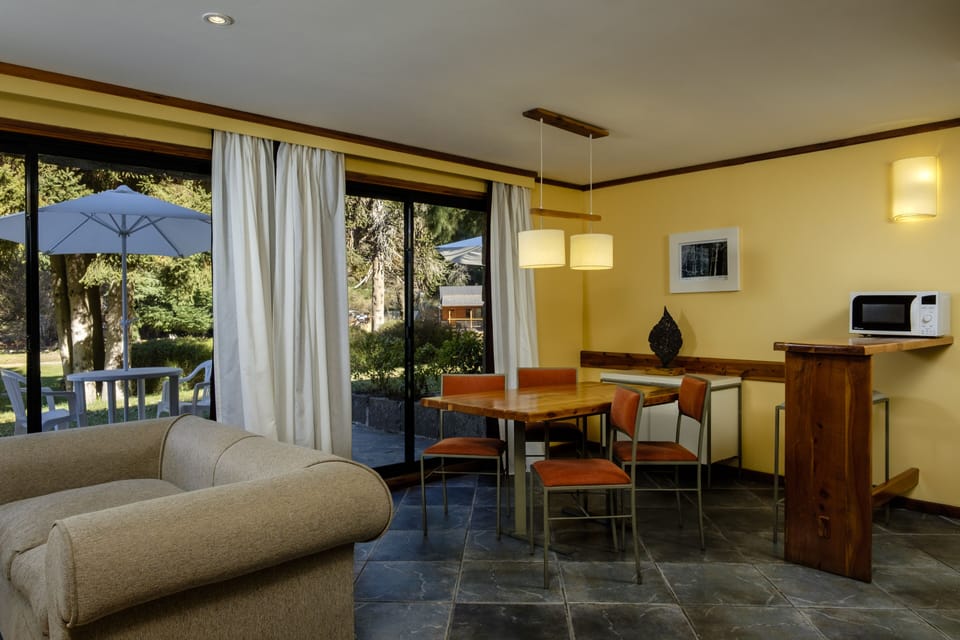 Loft, Partial Lake View | Down comforters, in-room safe, individually decorated
