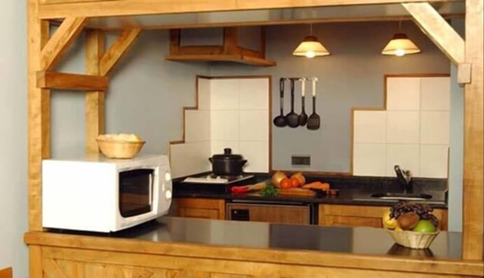 Fridge, microwave, coffee/tea maker, toaster