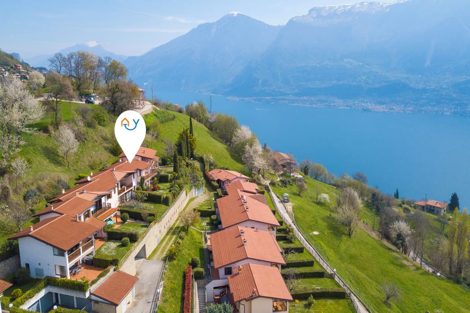 Family Apartment, Multiple Bedrooms, Mountainside (Balcone sul Lago) | Aerial view