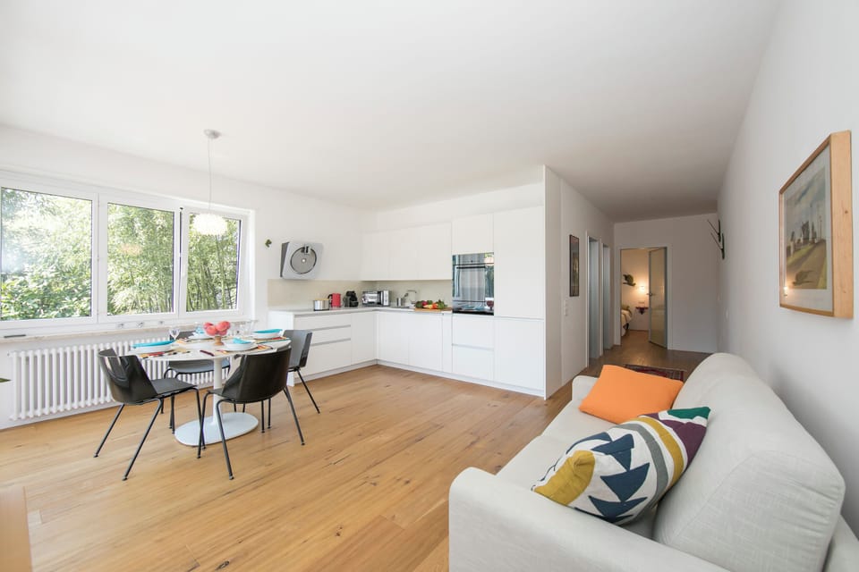 Family Apartment, 2 Bedrooms, Microwave (Charm apartment - Ascona) | Interior