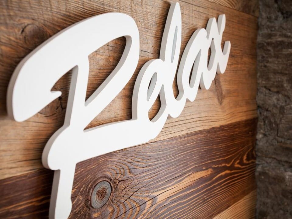 Brown, Wood, Font, Wood Stain, Hardwood, Varnish, Plywood, Plank, Number