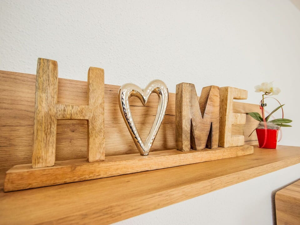 Wood, Heart, Shelf, Love, Hardwood, Furniture