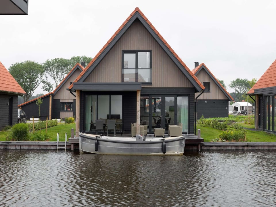 Villa | Exterior