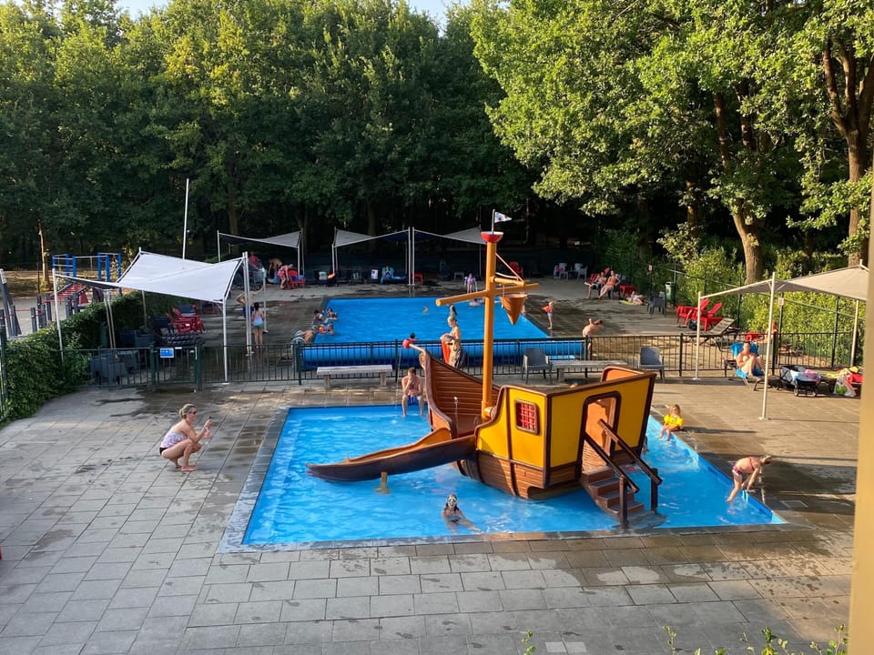 Chalet | Pool | Outdoor pool