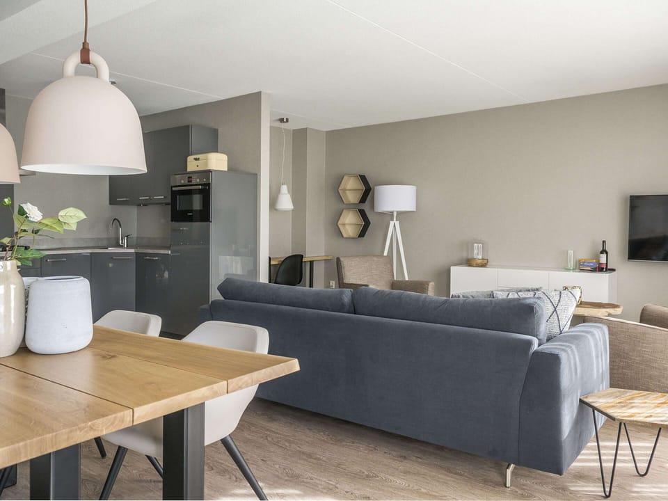 House | Dining