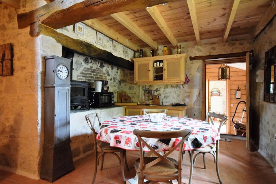 Cottage | Dining