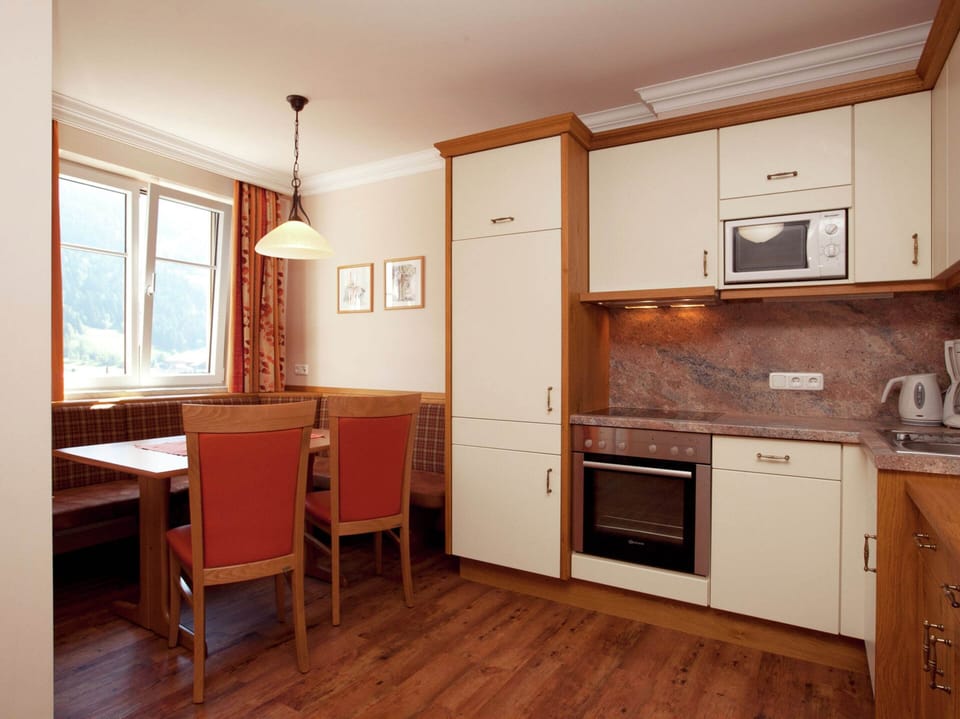 Apartment | Private kitchen | Highchair