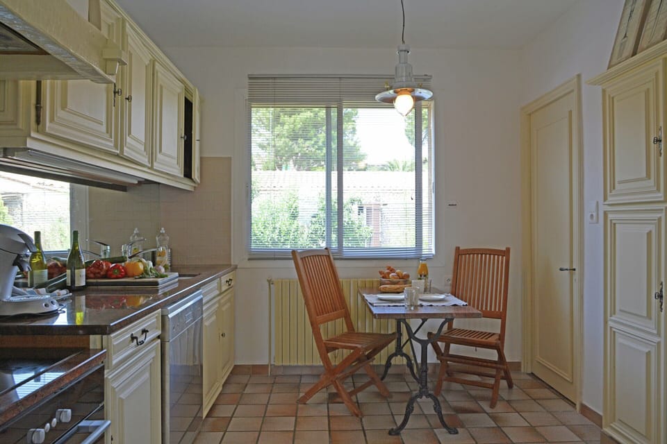 Villa | Private kitchen | Microwave, dishwasher, highchair