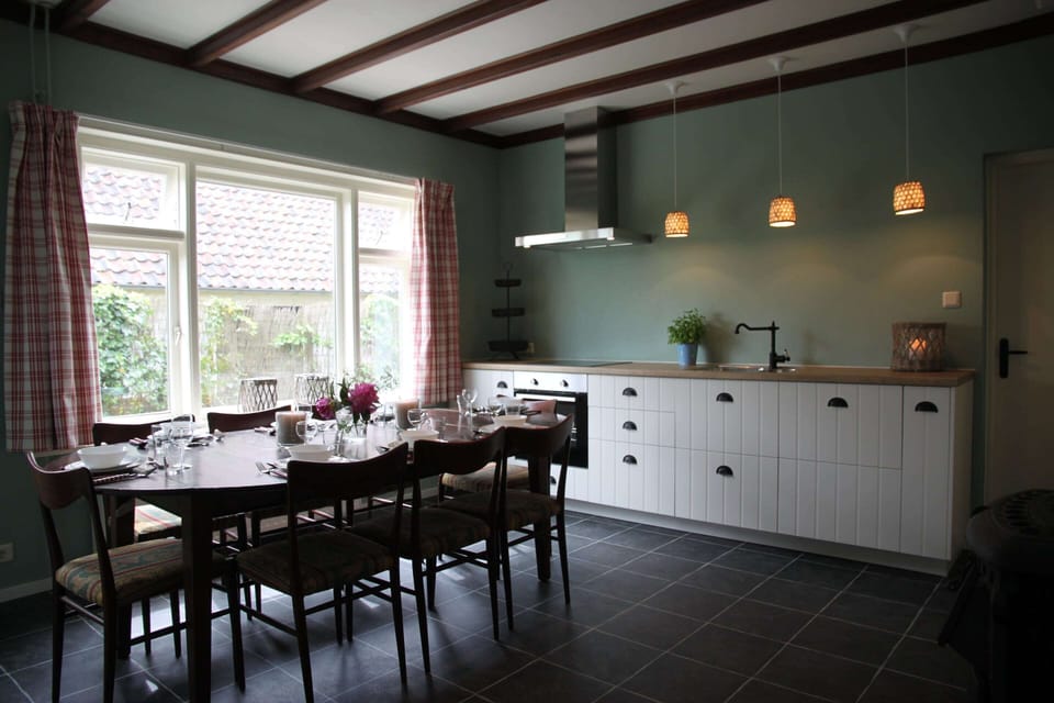 House | Dining