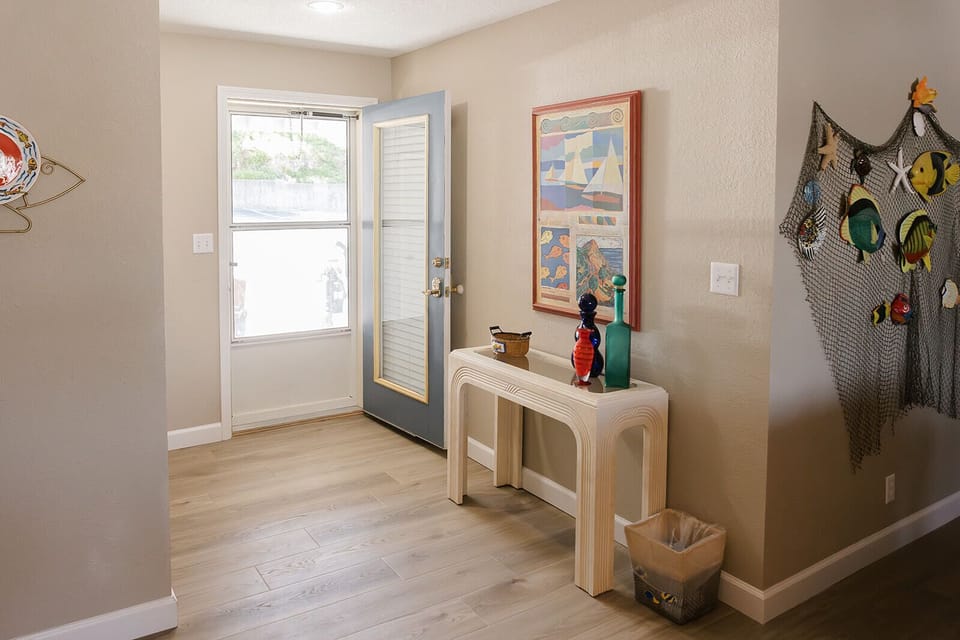 FRONT FOYER