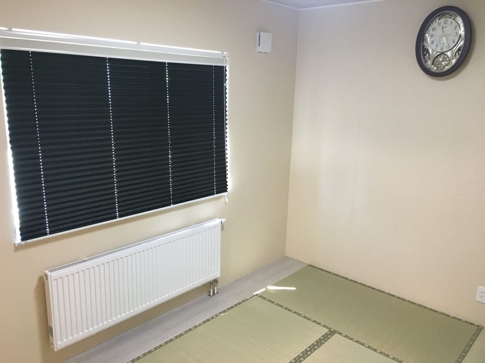 3 Bedroom & 1 Tatami Room House | Living area | 49-inch flat-screen TV with digital channels, TV