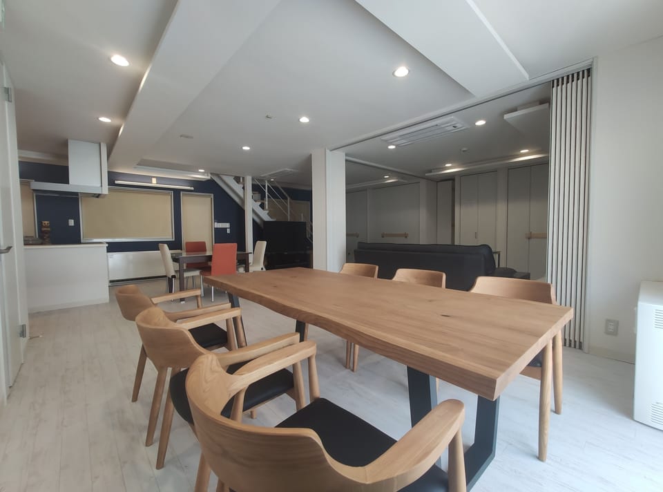 2 Bedroom House | Living area | Flat-screen TV