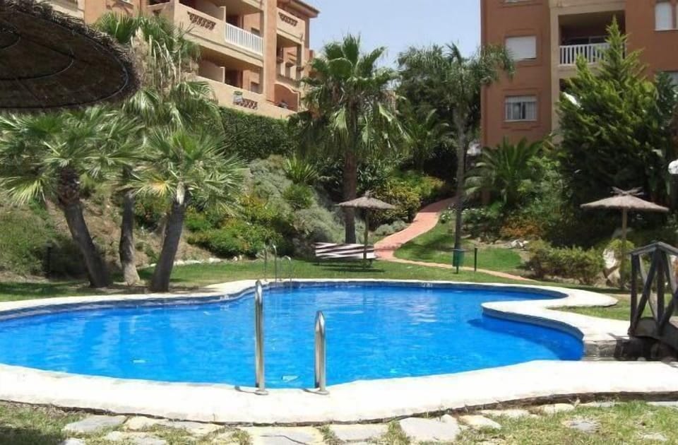 Top Pool