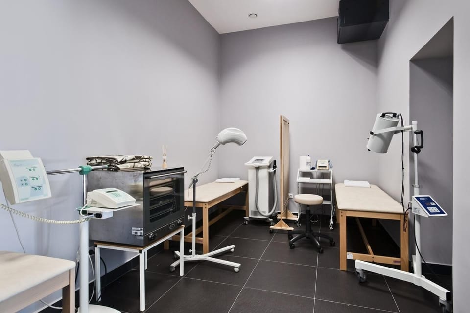 Body treatments, aromatherapy, hot stone massages, body scrubs, facials