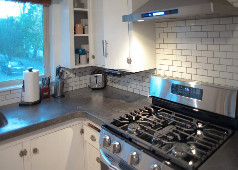 Fully stocked kitchen includes everything you need to cook 