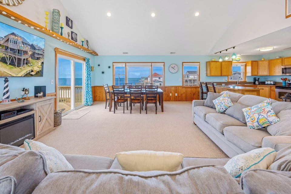 Surf or Sound Realty - 924 - Happy Ours - Great Room -2