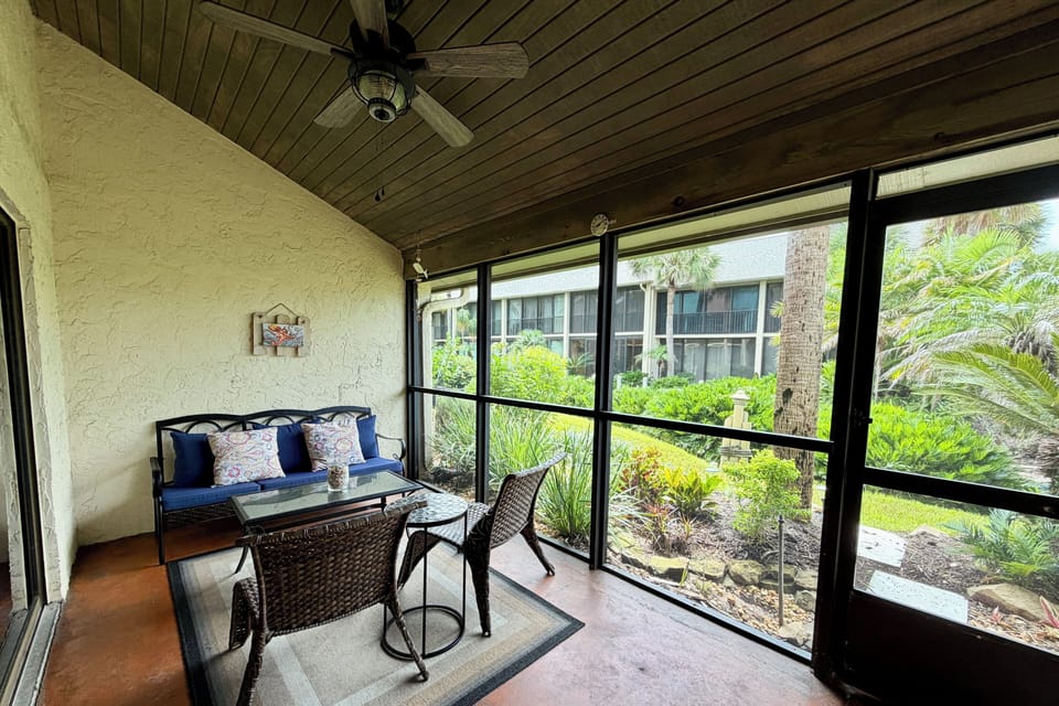 Screened lanai