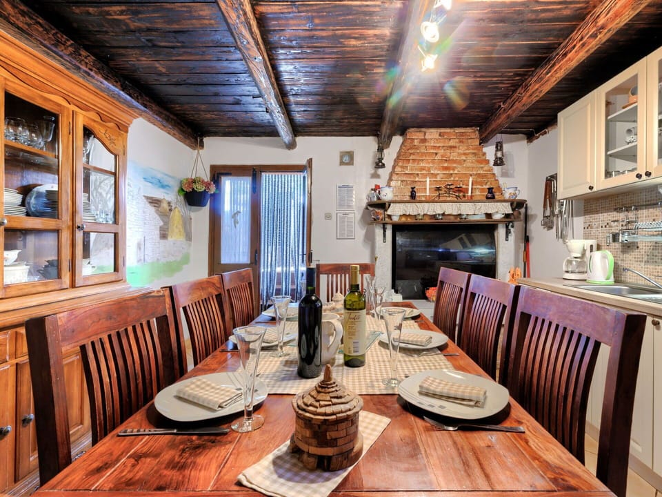 Table, Furniture, Property, Picture Frame, Wood, Chair, Lighting, Interior Design, Floor, Flooring