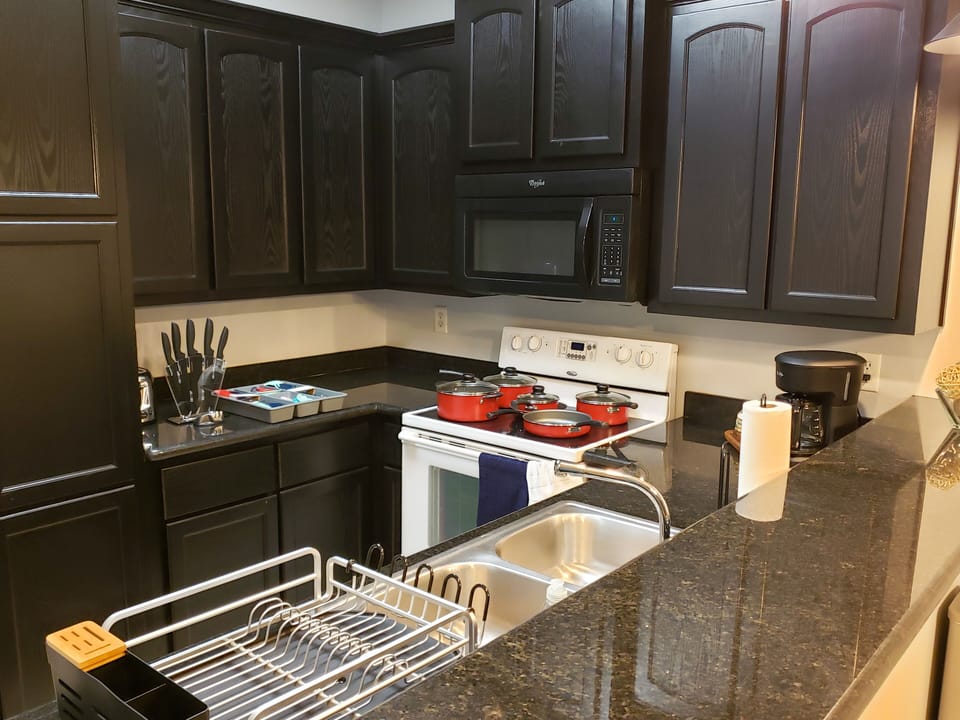 Fully stocked kitchen to awaken the inner chef in you!