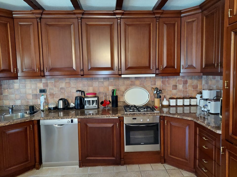 Premium Villa | Private kitchen | Espresso maker