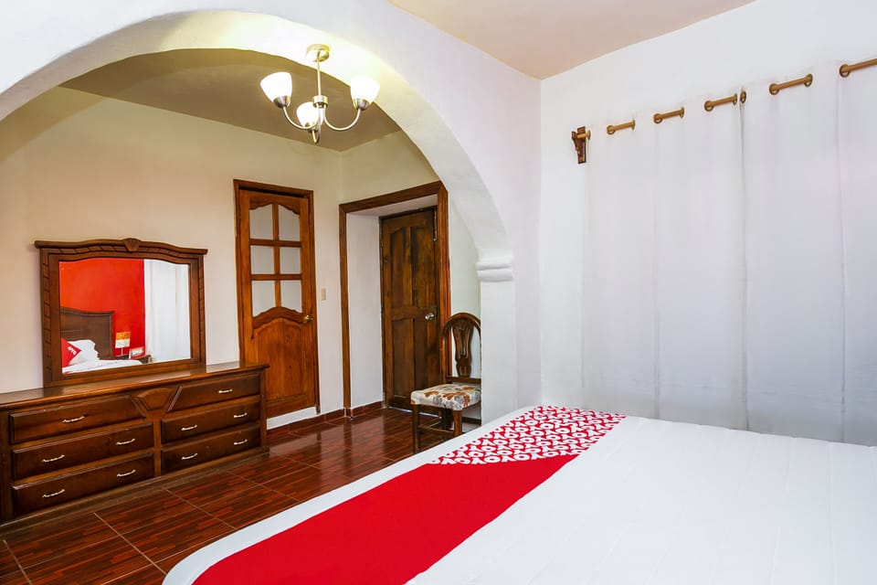 Superior Room | Desk, soundproofing, iron/ironing board, free WiFi