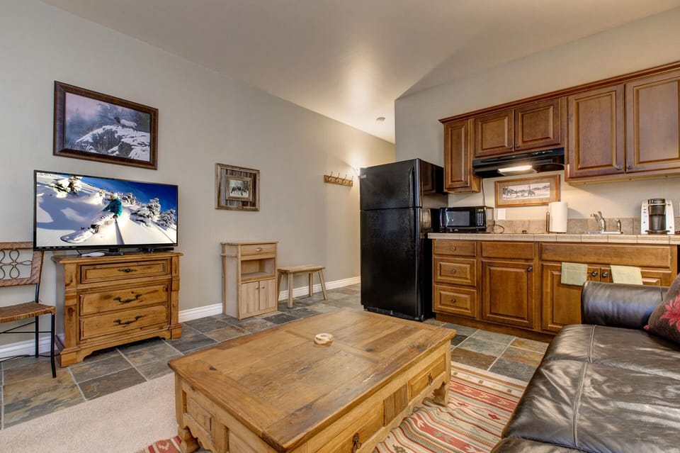 Prospector Lodge 612: Kitchen
