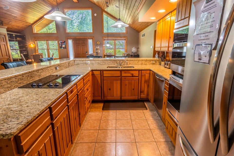 Main Level | Kitchen