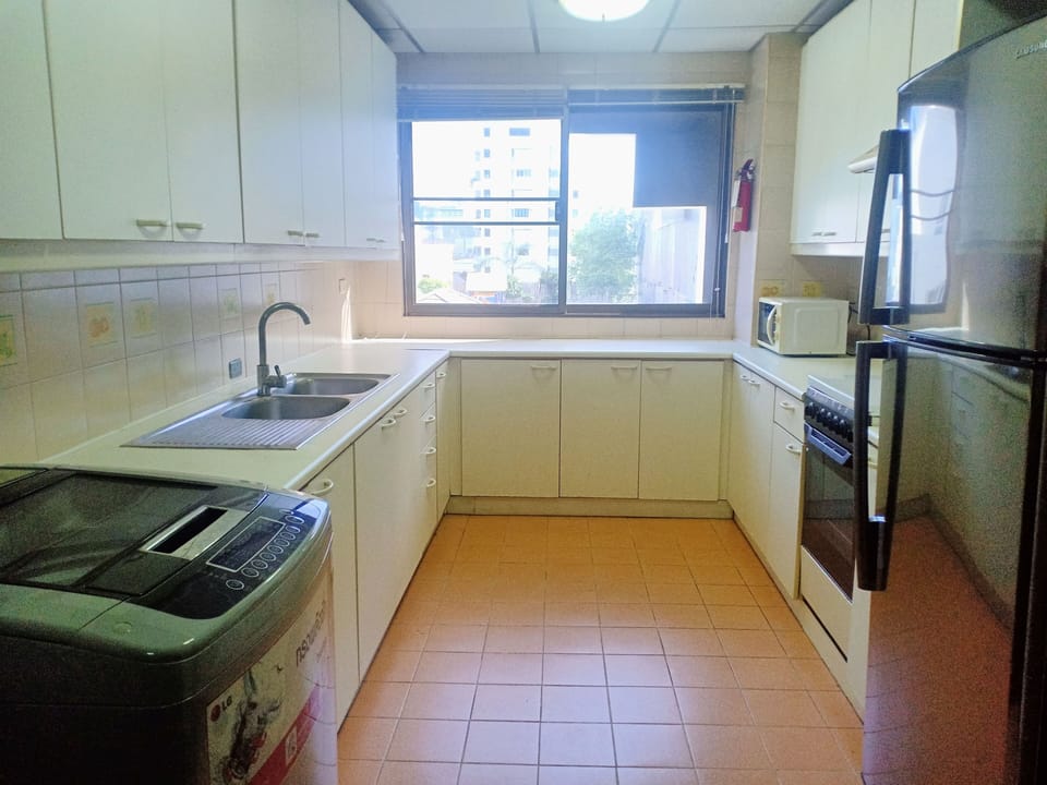 Residential Suite | Shared kitchen | Shared fridge, microwave