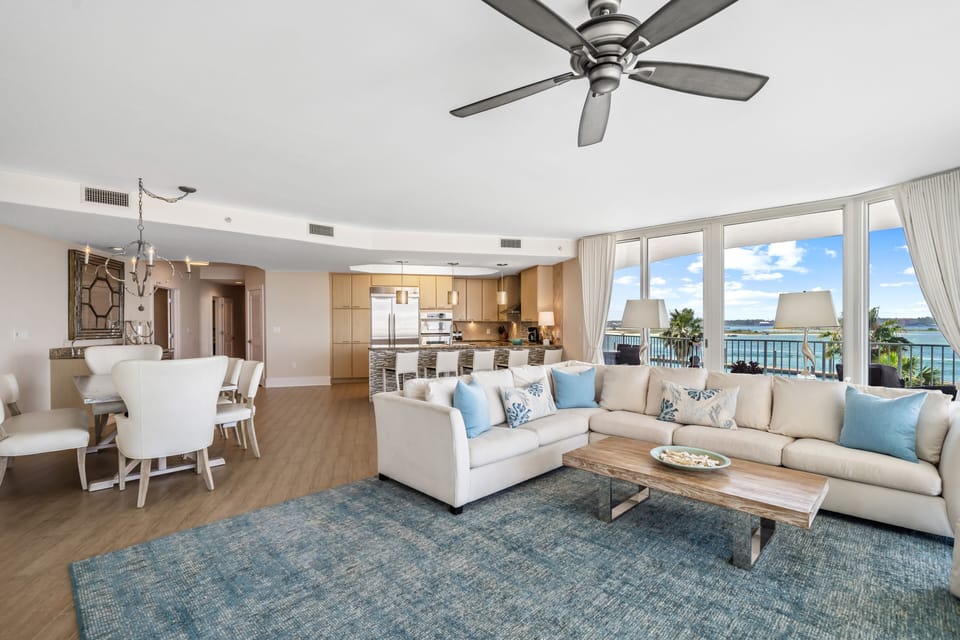 Caribe Resort C207 Living Room