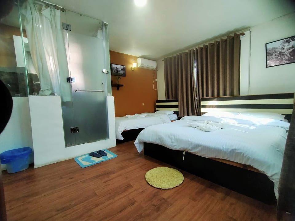 Family Double or Twin Room | Desk, laptop workspace, iron/ironing board, free WiFi