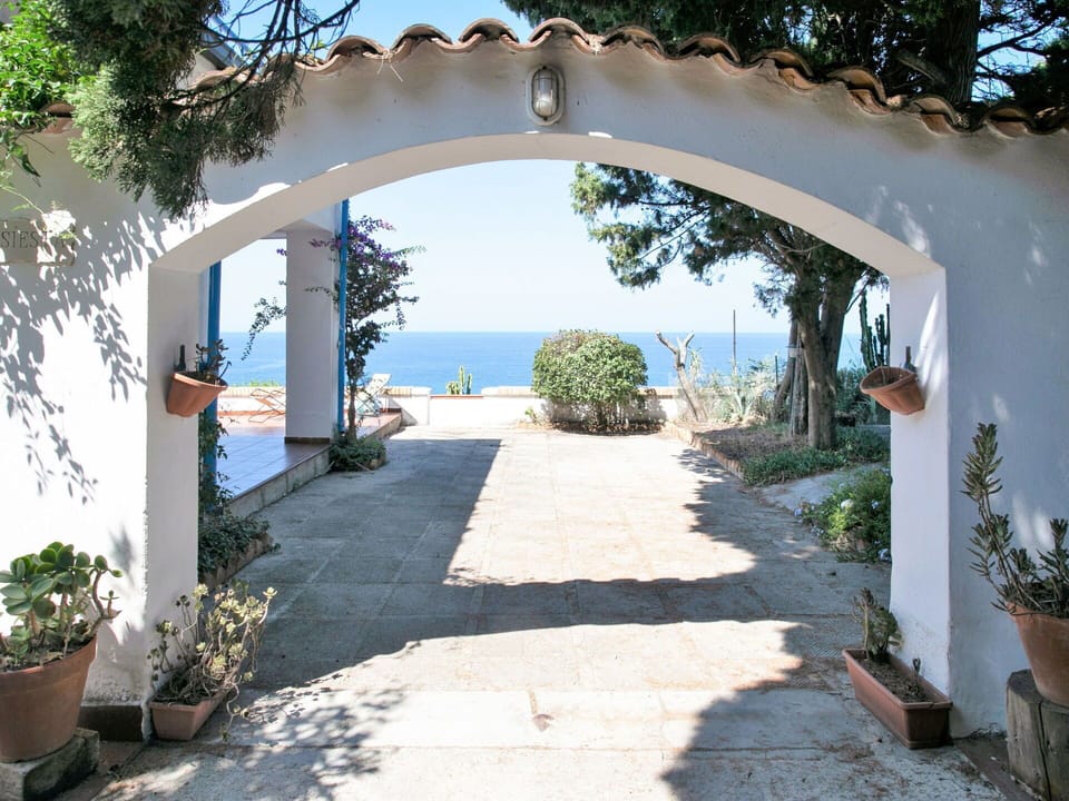 Property, Arch, Building, Real Estate, Architecture, House, Home, Estate, Villa, Walkway