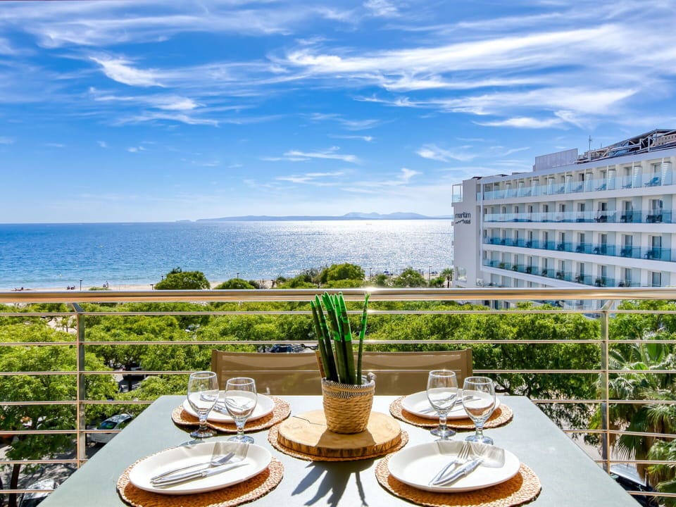 Sea, Apartment, Outdoor Furniture, Ocean, Chair, Vacation, Tropics, Hotel, Beach, Caribbean