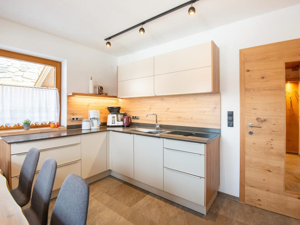 Chalet | Private kitchen | Highchair