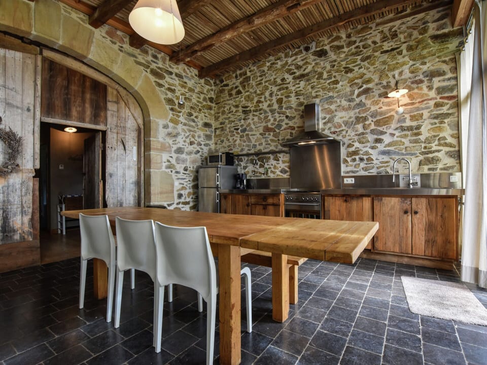 House | Private kitchen | Fridge, stovetop