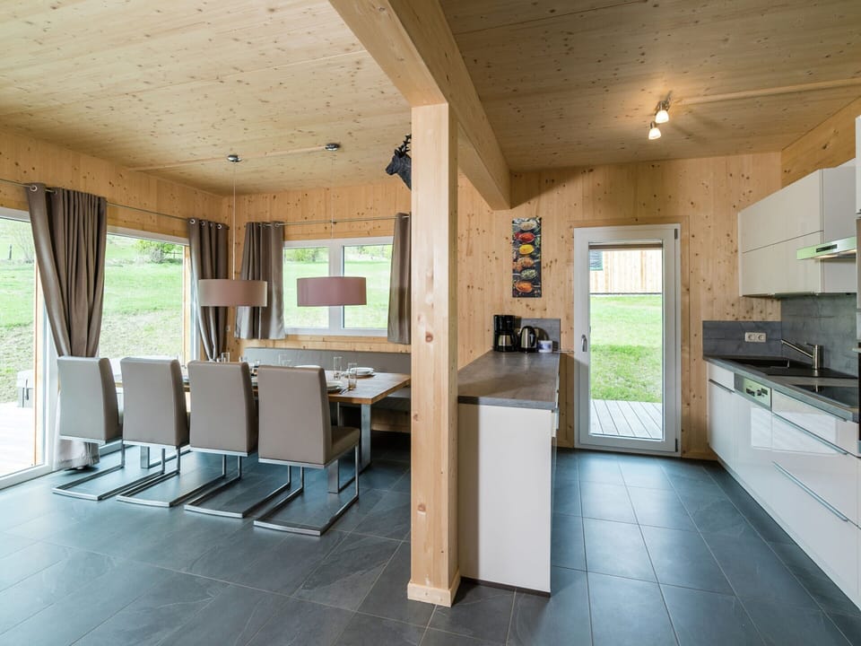 Chalet | Private kitchen | Highchair