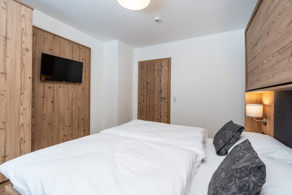 Chalet | 2 bedrooms, bed sheets