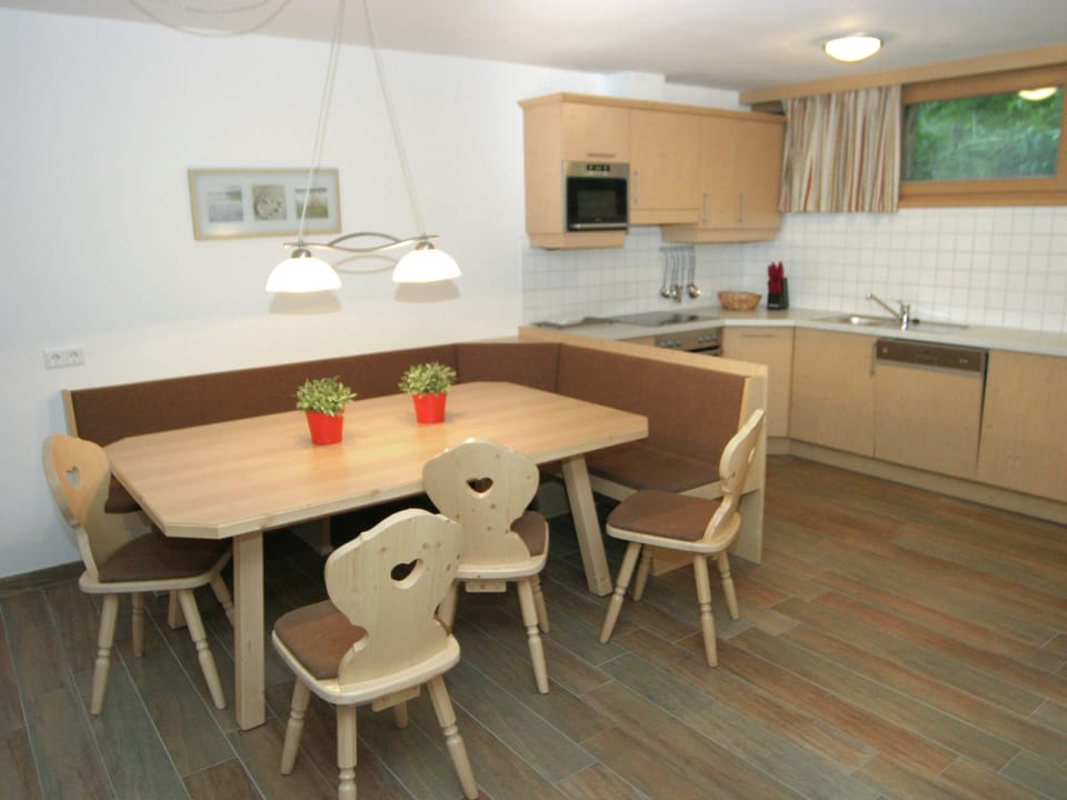 Chalet | Dining