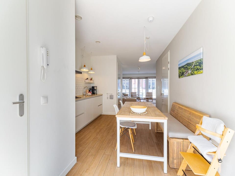 Apartment | Dining
