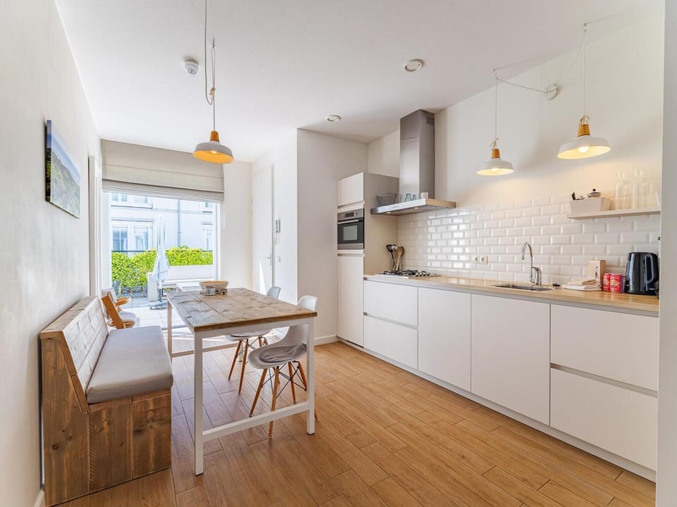 Apartment | Private kitchen | Highchair