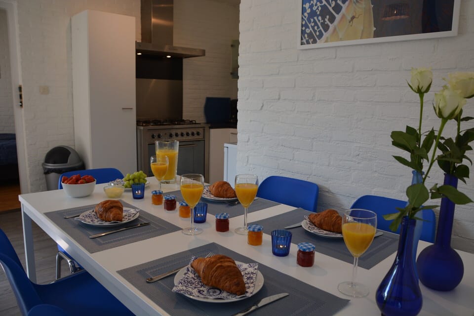 House | Dining